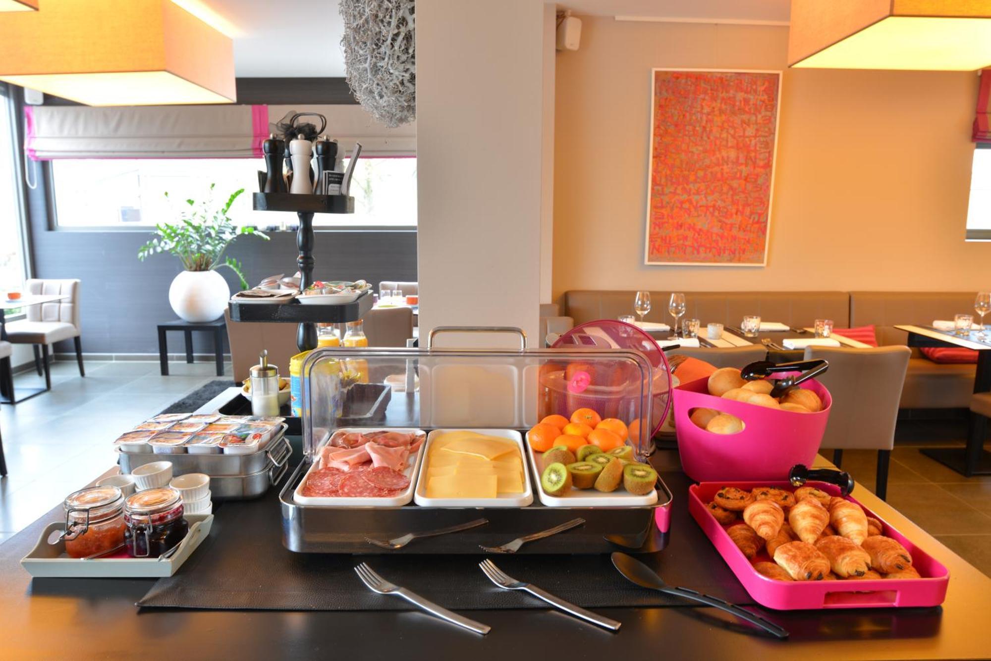 Durbuy O Restaurant Hotel ภายนอก รูปภาพ