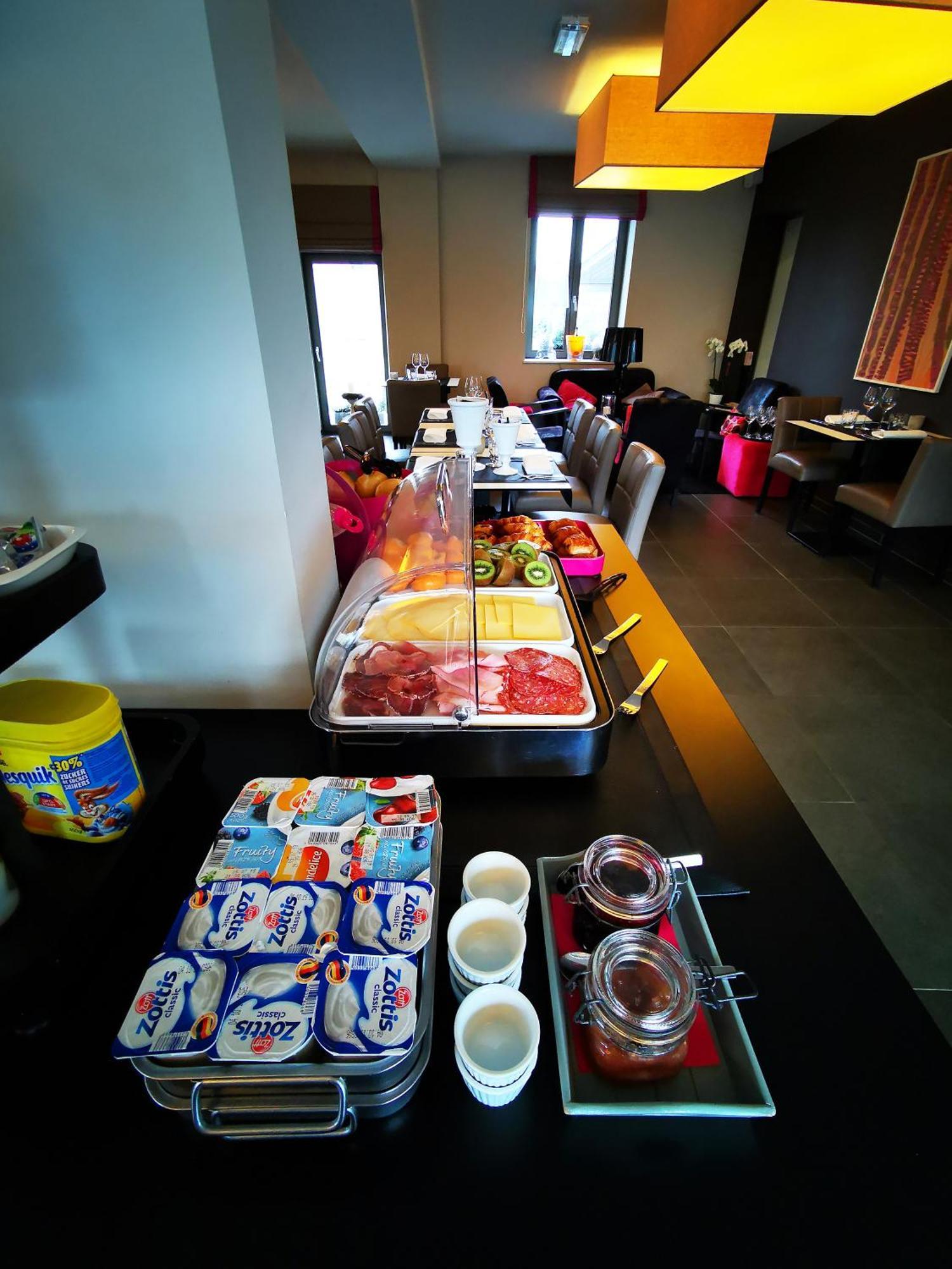 Durbuy O Restaurant Hotel ภายนอก รูปภาพ